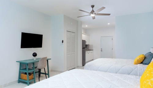 Deluxe Single Room, 2 Double Beds, Balcony