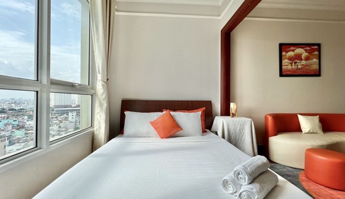 Panoramic Studio, City View