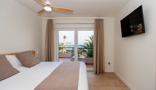 Deluxe Apartment