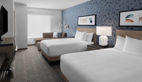 Room, 2 Queen Beds (Den)