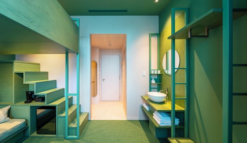 [Green] Loft Room B, Non Smoking