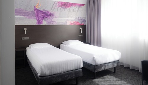 Premium Twin Room