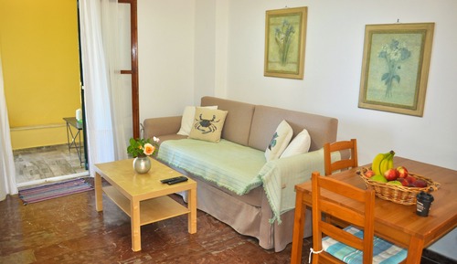 Apartment, 2 Bedrooms, Smoking, Patio