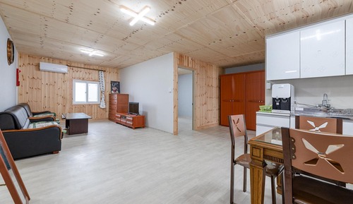 Basic Room, 2 Bedrooms (Dancheroom2)
