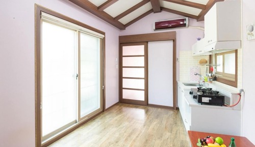 Room (Annex)