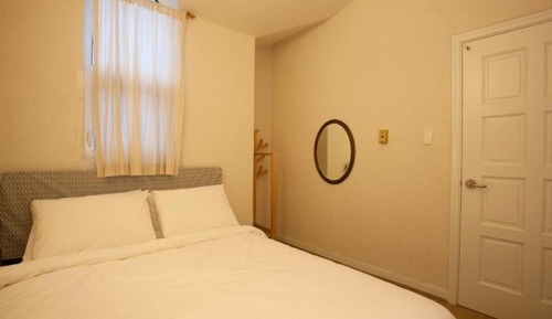 Room (Family 1 (Unshared House Ocean View))