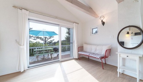 Room (Grampi 2 (Unshared House Ocean View))