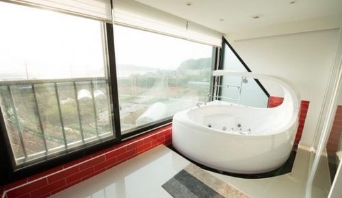 Room (POOLVILLA 202)