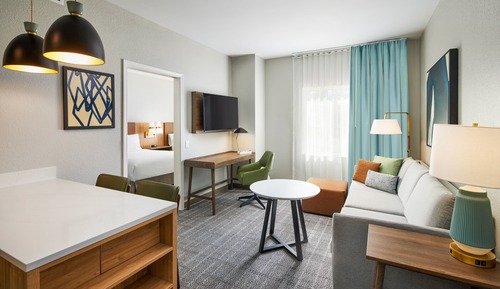 Suite, 2 Bedrooms, Kitchen