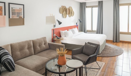 Studio, 1 Bedroom