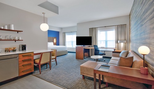 Studio, 1 King Bed (Mobility Accessible, Tub)