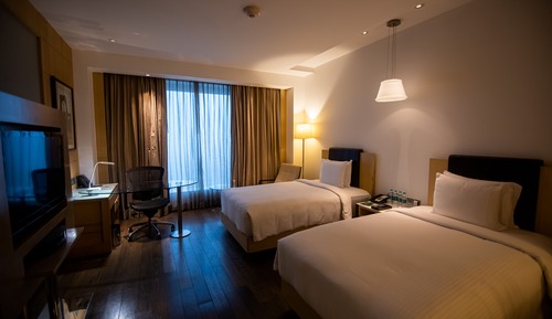 Standard Room, 2 Twin Beds, Accessible, Club Lounge Access