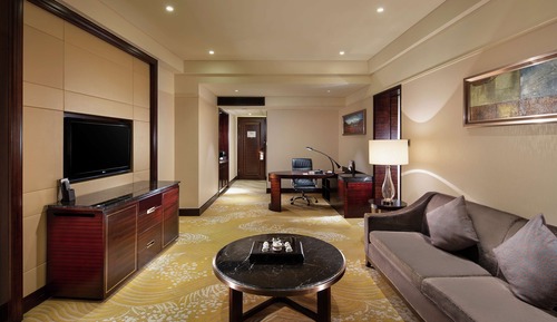 Executive Suite, One King Bed