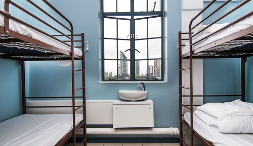  1 bed in shared, mixed room of 4 - ensuite