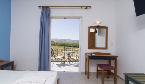 One-Bedroom Apartment Ground Level