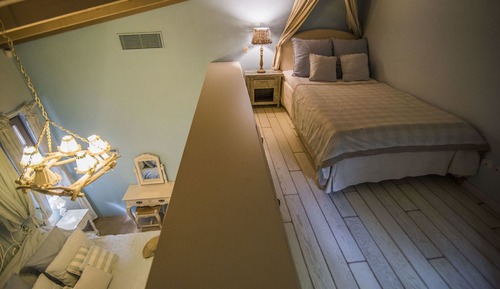 Executive Suite, Sea View (Split Level)