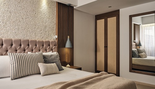 Luxury Suite, Private Pool, Sea Front
