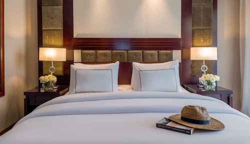 Deluxe Room, 1 King Bed