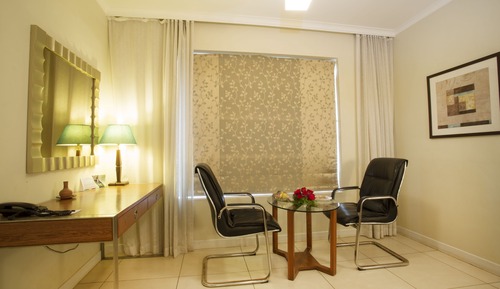 Deluxe Room, 1 King Bed
