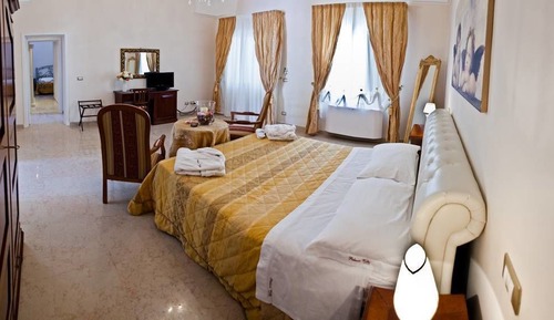Premium Suite, Connecting Rooms