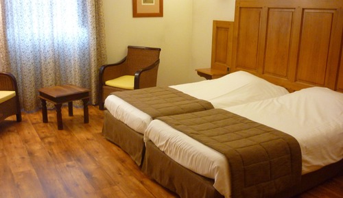 Twin Room, Kitchenette