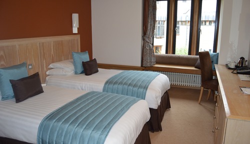 Double or Twin Room, Ensuite, Courtyard View