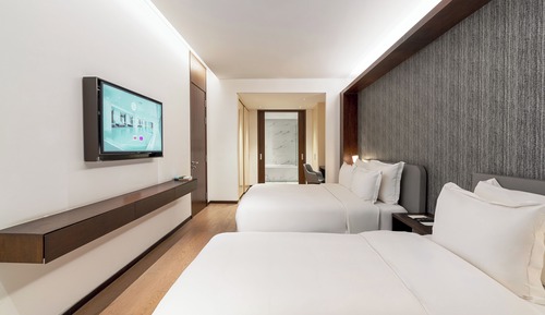Premier Room