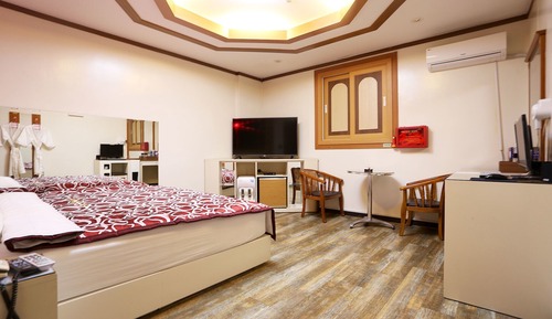 Room (Standard Room)
