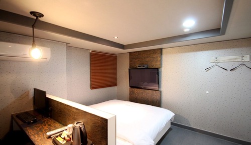 Room (Standard (Netflix + Cine Hotel free t)