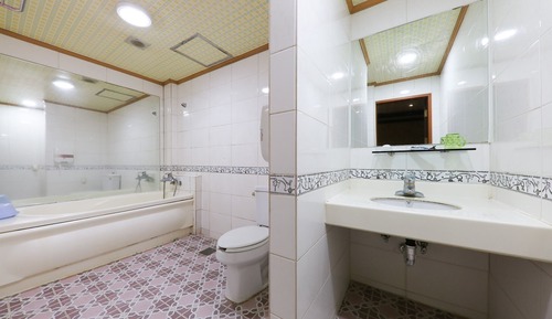 Room (Standard Room)