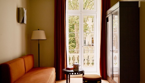Executive Room