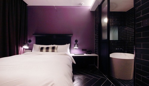 Room (Deluxe (Bathtub))