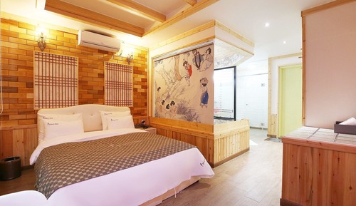 Room (Standard Room)