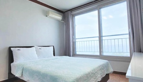 Room (Standard Room)
