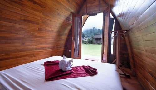 Lumbung Room