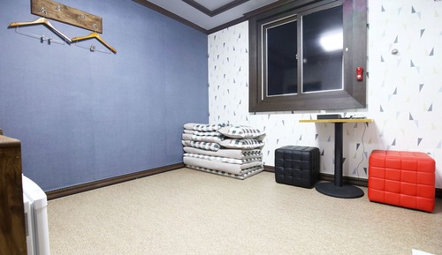 Room (Ondol Room A)