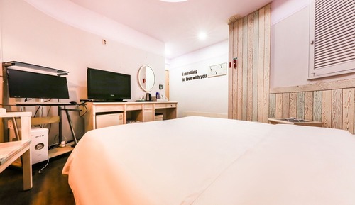 Room (Standard Room)