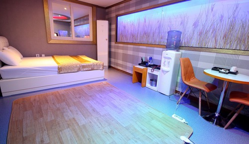 Room (Special Room)