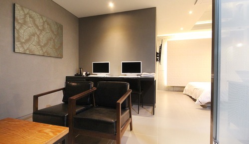 Room (VIN room (1 room 1 parking unmanned d)