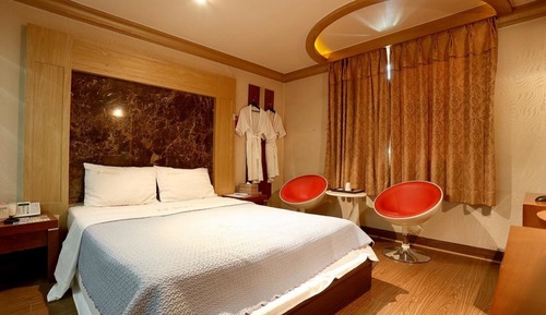Room (Standard Room)