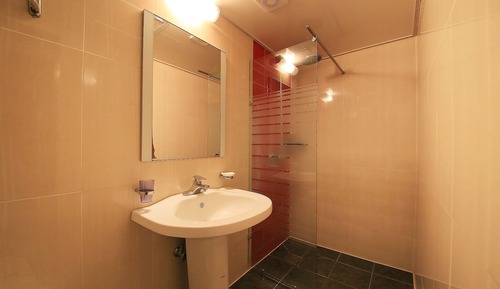 Room (Standard room)