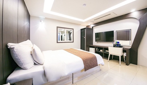 Room (VIP duplex twin)