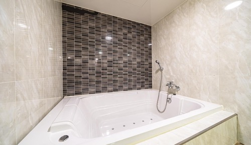 Room (Suite B)