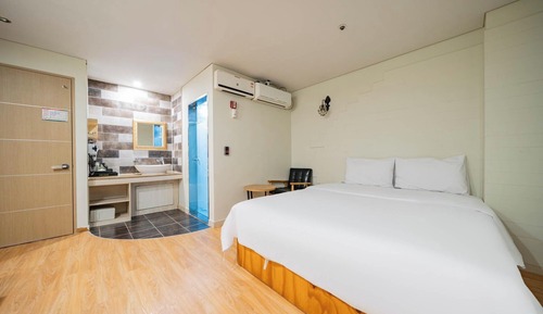 Room (Standard B)