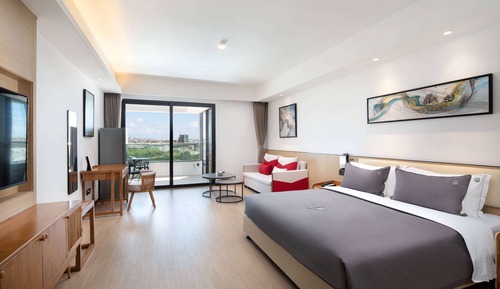 Deluxe Room, 1 King Bed, Non Smoking