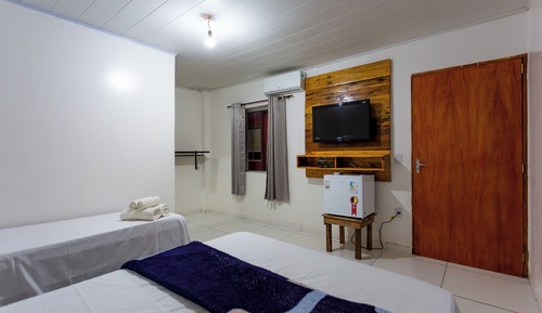 Economy Triple Room