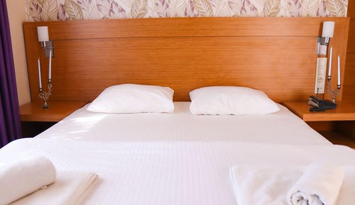 Double Room, 1 Double Bed, Non Smoking, Garden View