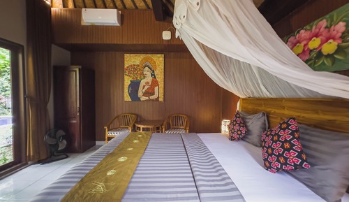 5 Bedrooms Private Pool Villa
