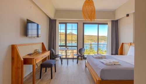 Standard Room with Sea View
