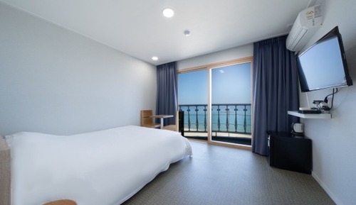 Room (Standard Room (Bathtub 3F))